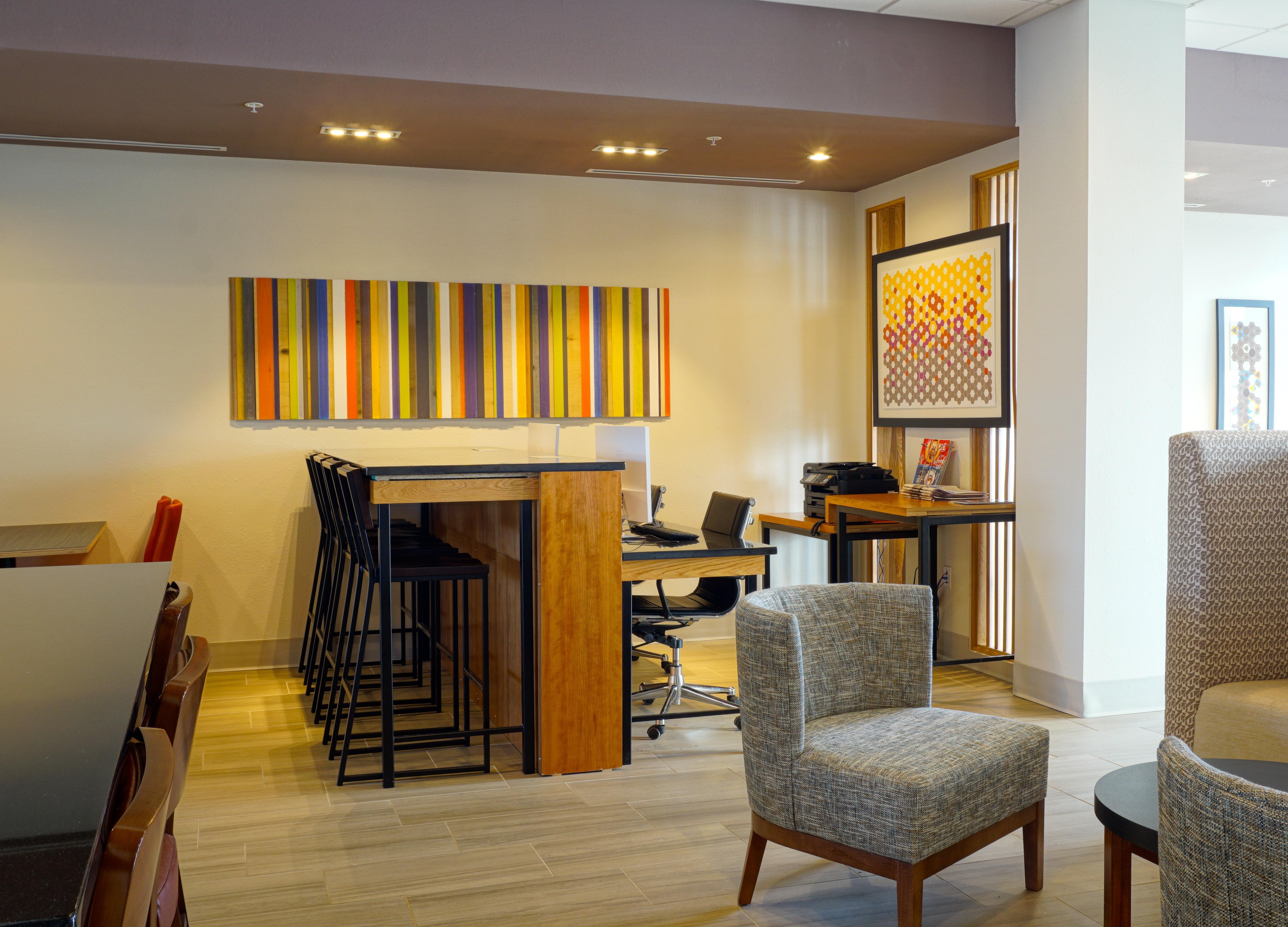 Holiday Inn Express & Suites Omaha - Millard Area By Ihg Экстерьер фото